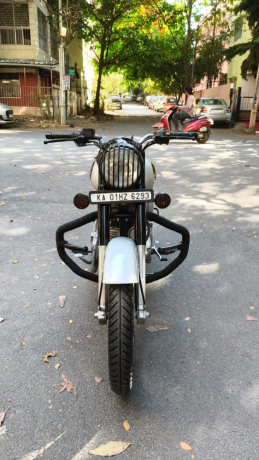 royel-enfield-classic-350cc-model-2018-bullet-classic-350cc-6293-big-2