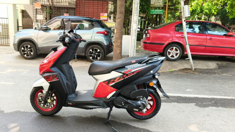 tvs-ntorq-125cc-showroom-condition-disk-brack-big-8