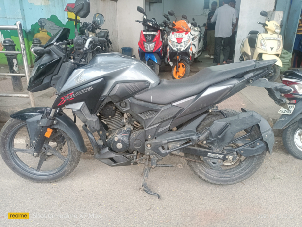 2019-honda-x-blade-excellent-condition-clear-document-ct-big-7