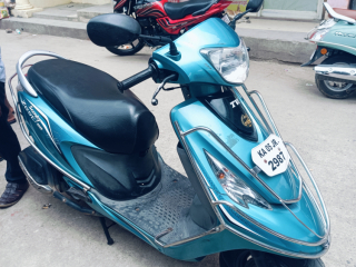 tvs-scooty-zest-2015-excellent-condition-clear-document-ct