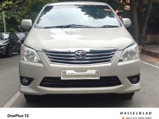 model-2012-owner-3-km-160000-company-service-recod-innova-glx-ac-power-string-power-window-air-bag-8-seater-all-papers-cler-price-fixed-650