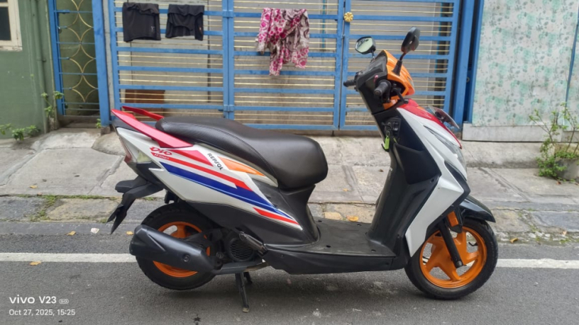dio-110cc-repsol-edition-2021-model-5605-big-1