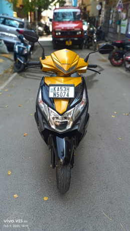 honda-dio-dlx-showroom-condition-clear-2022-model-5074-big-0