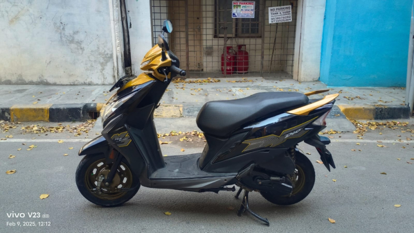 honda-dio-dlx-showroom-condition-clear-2022-model-5074-big-2
